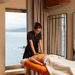 La Pietra Restaurant & 3* LʼÎle-Rousse
