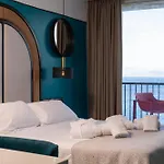 Hotel La Pietra Restaurant & 3*
