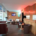 La Pietra Restaurant & 3* LʼÎle-Rousse