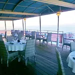 La Pietra Restaurant & Hotel 3*