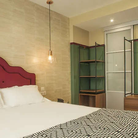 La Pietra Restaurant &