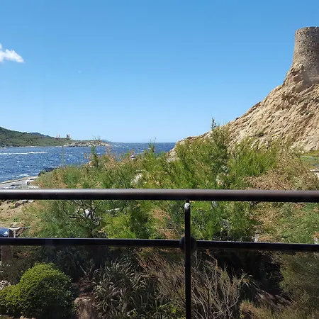 La Pietra Restaurant & 3* LʼÎle-Rousse