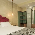 La Pietra Restaurant &