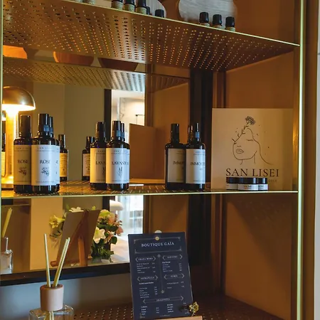 La Pietra Restaurant & ホテル 3*