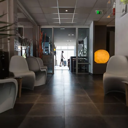 Ξενοδοχείο La Pietra Restaurant & LʼÎle-Rousse