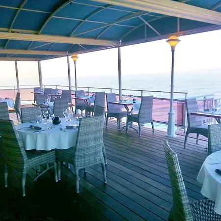 La Pietra Restaurant & فندق 3*