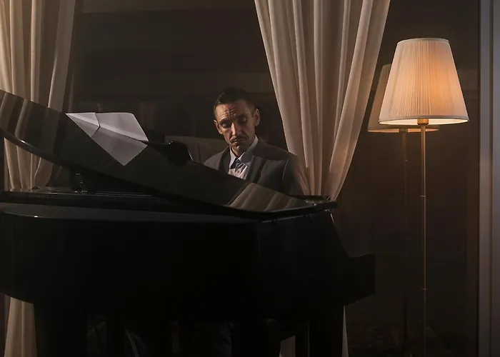 La Pietra Restaurant &