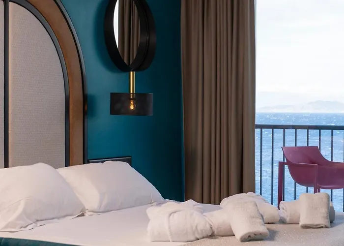 Ξενοδοχείο La Pietra Restaurant & 3*