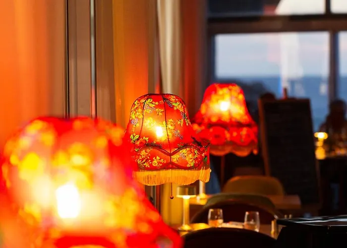 La Pietra Restaurant & Hotel LʼÎle-Rousse