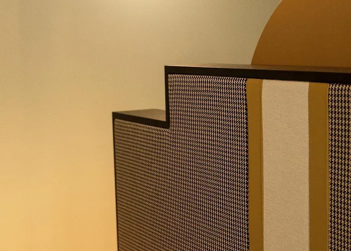 La Pietra Restaurant & LʼÎle-Rousse