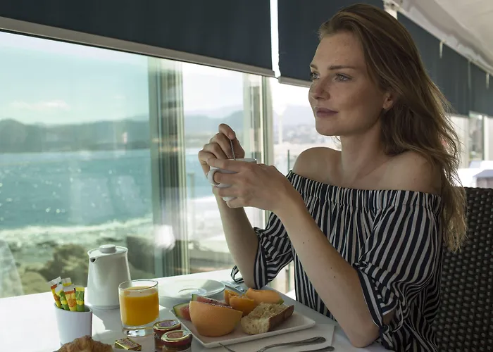 La Pietra Restaurant & Hotel 3*